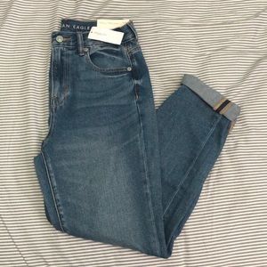 American Eagle Mom Jeans